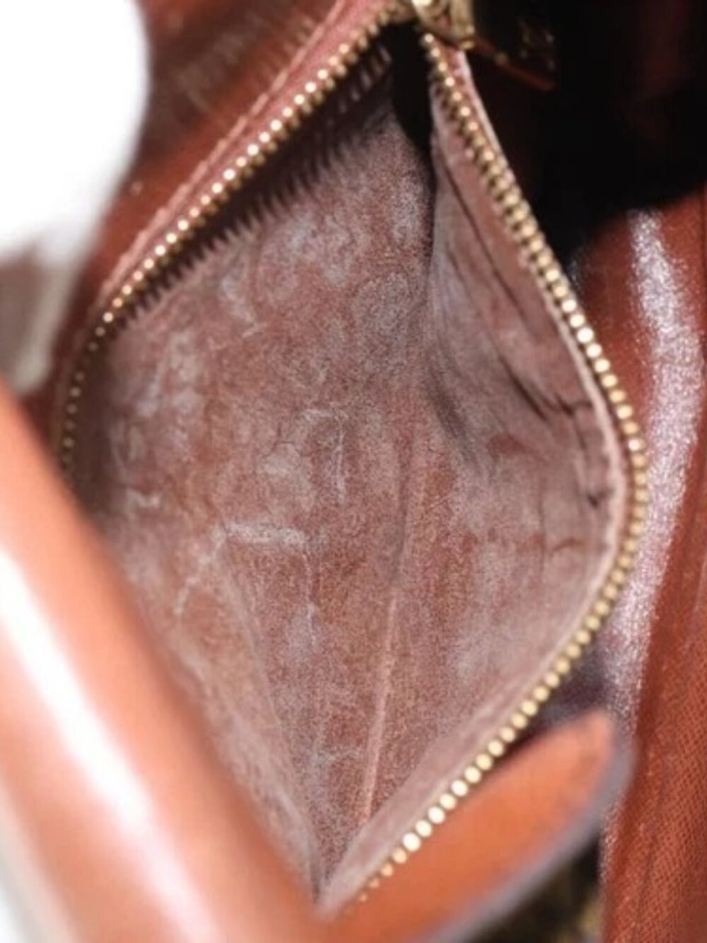 LOUIS VUITTON Monogram Saint Cloud MM Shoulder Bag M51243 LV Auth 166526 - Picture 11 of 16